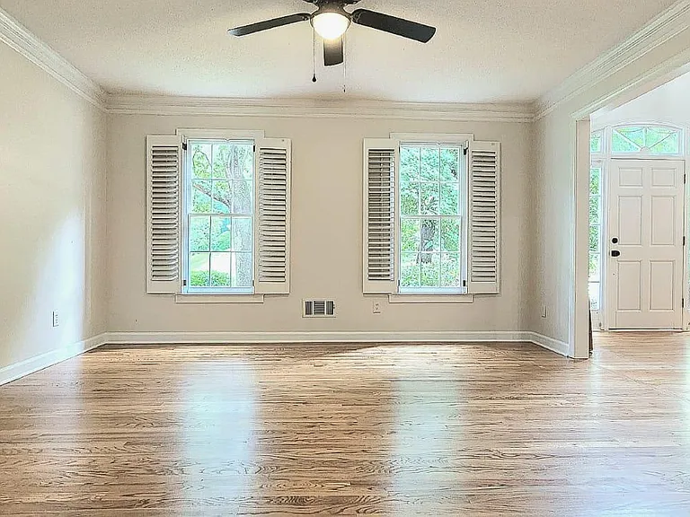 11165 Wilshire Chase Dr — Photo 7