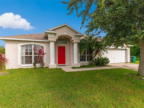2nd image of 292 SW South Quick Cir