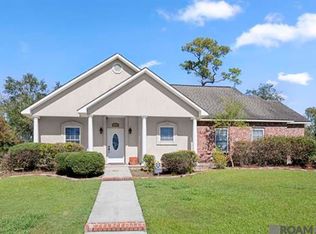 13254 Cypress Gold Dr, Saint Amant, LA 70774