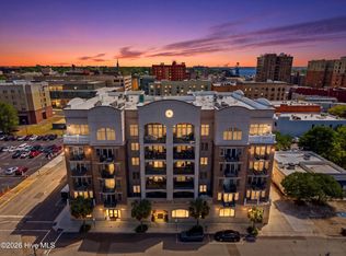 124 Walnut Street Apt 302, Wilmington, NC 28401