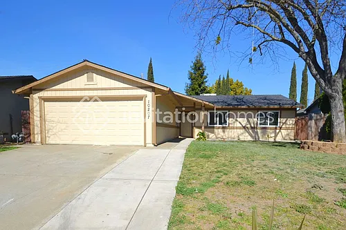 10207 Ellenwood Ave Photo 1