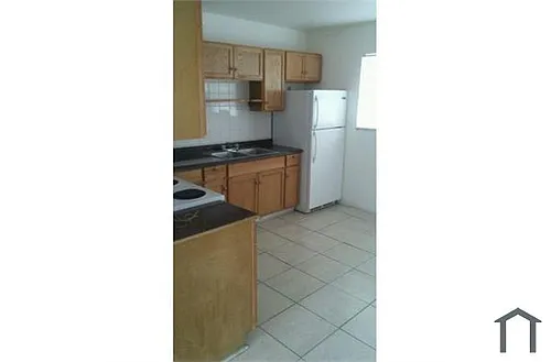824 NW 8th Ter #1 Photo 1
