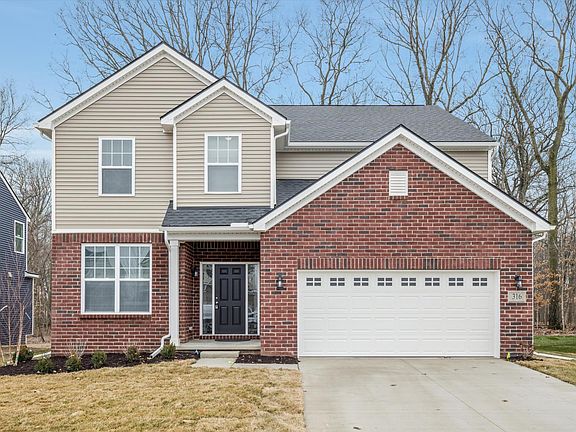 2nd image of 316 Honey Tree Way