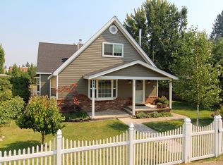 812 Hennessy Way, McCloud, CA 96057