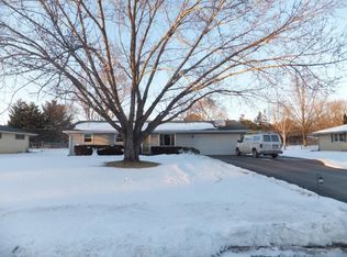 5790 Ada Dr, Roscoe, IL 61073