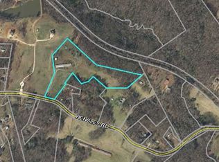 5701 Hensley Rd, Lula, GA 30554