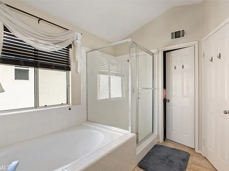 75 Parrell Ave — Photo 21