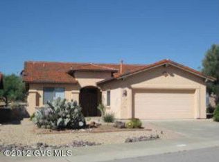 203 N Crescent Bell Dr, Green Valley, AZ 85614