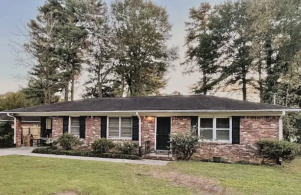 3 bed, 1482 sqft, $3,695 — Photo 1