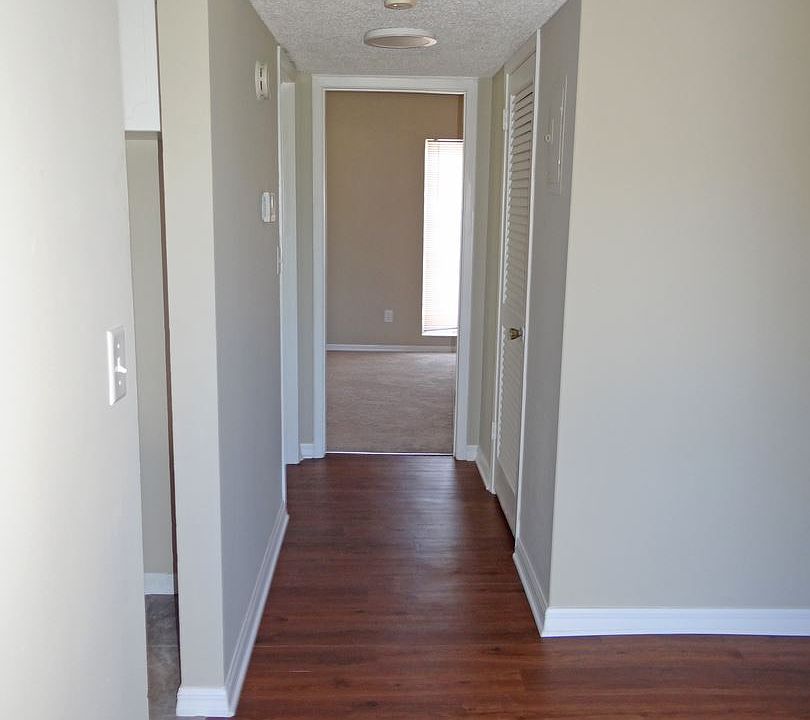 1st image of 2931 Dupont St S APT 6