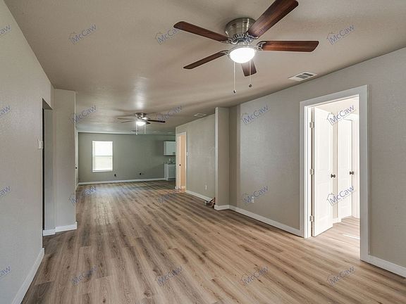 3rd image of 3314 Sherwood Ln
