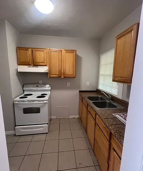 642 Fairway Ave — Photo 6
