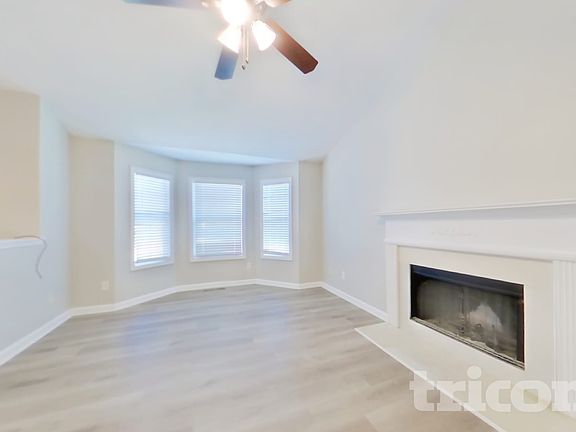 3rd image of 11 Anna Way