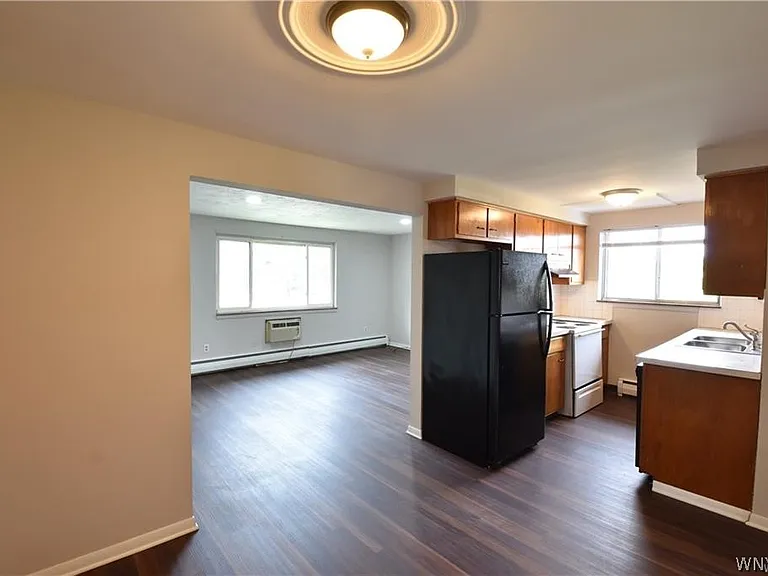 28 Mallory Rd #3 — Photo 5