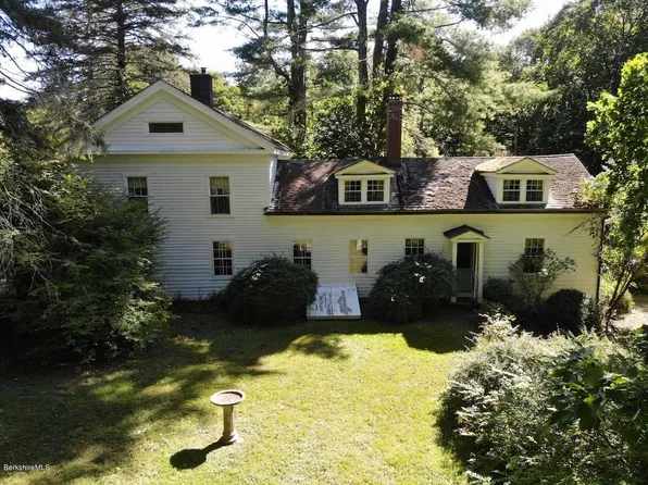 3 Brewer Branch Rd, New Marlboro, MA 01230