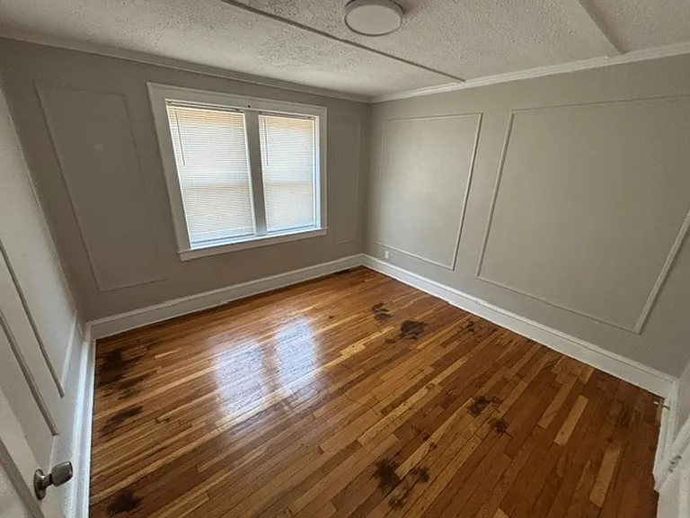 230 Fort Pleasant Avenue 62 Warner St — Photo 5