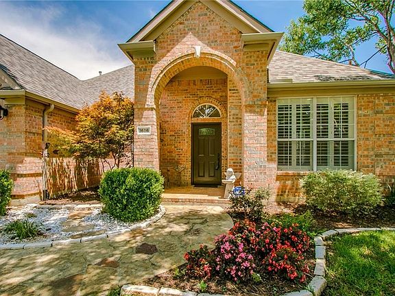 4th image of 1616 Rock Cliff Ln
