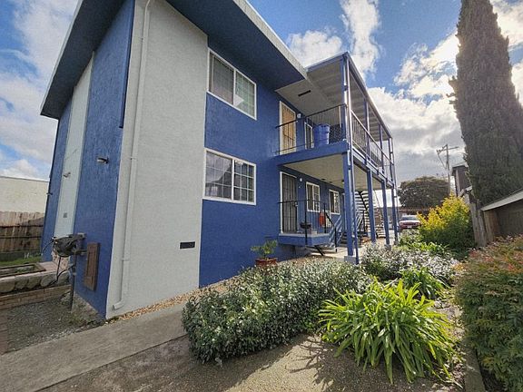 2nd image of 229 Tennessee St #D