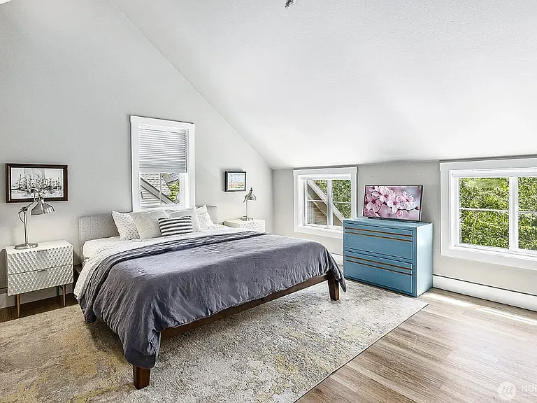 490 Madison Ave N #202 — Photo 13