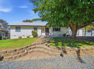 9075 Meadow Ln, Newcastle, CA 95658