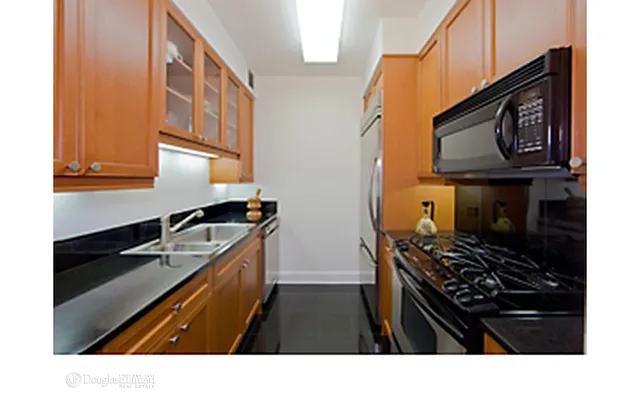 Rented by Douglas Elliman | media 13