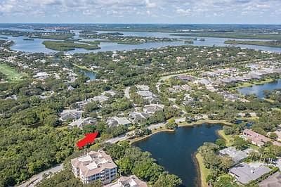 5th image of 1622 Weybridge Cir