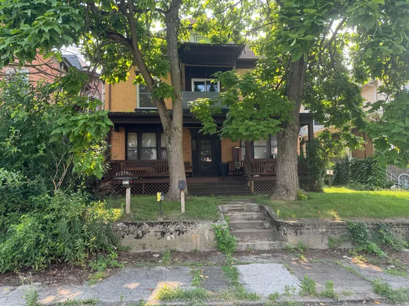 511 Race St #2, Connellsville, PA 15425