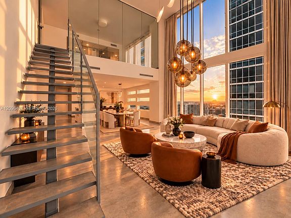 4th image of 1040 Biscayne Blvd APT 3704