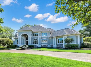 15909 Oak Park Ct, Westfield, IN 46074