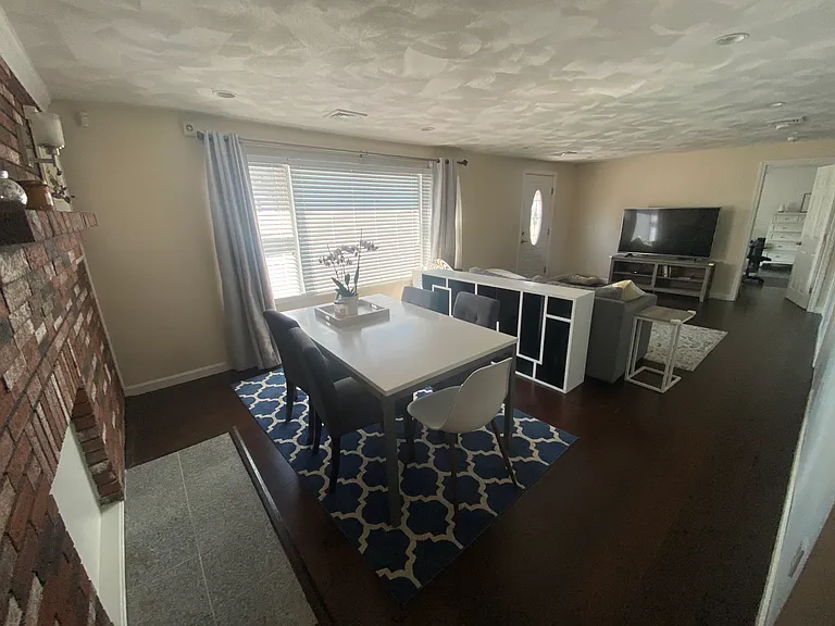 85 Pond St — Photo 11
