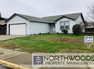 704 Tami Rd, Grants Pass, OR 97526