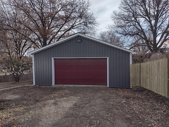 4th image of 3901 Sylvanie St