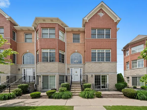 17946 Fountain Cir, Orland Park, IL 60467