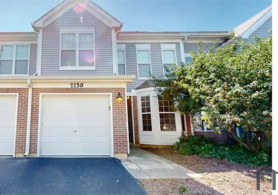 2250 Rossiter Pkwy