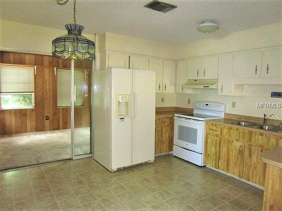 5th image of 6990 Burnsville St