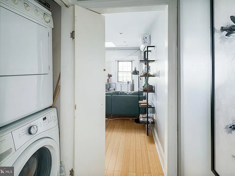 1514 Pine St #4F — Photo 11