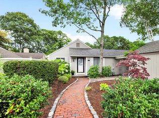 7 Brassie Way, Mashpee, MA 02649