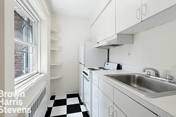 Rented by Brown Harris Stevens | media 7