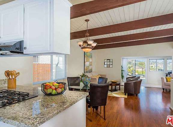 4th image of 2598 Hyler Ave