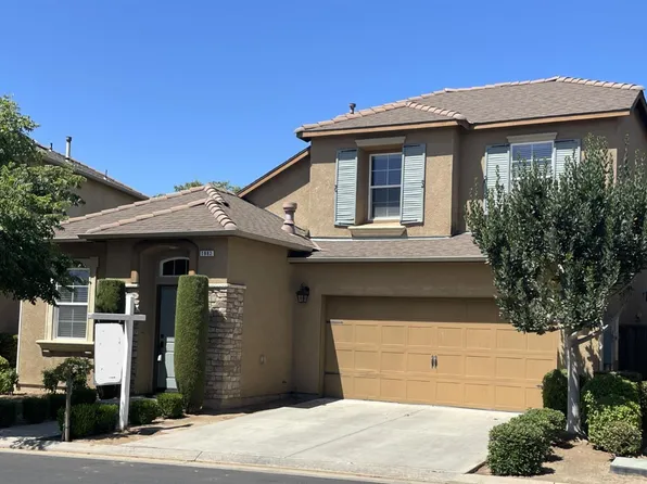 1982 N Todd Hedrick Ln, Clovis, CA 93619