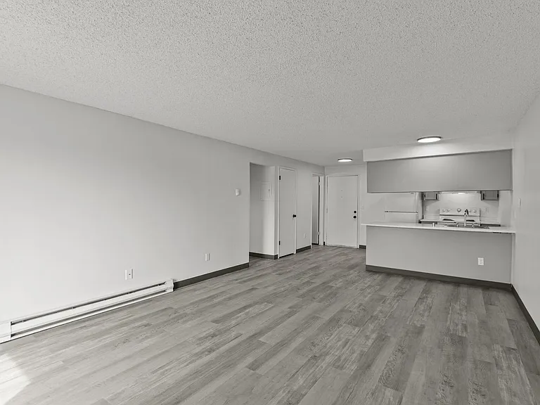 Cedar Green Apartments — Photo 29