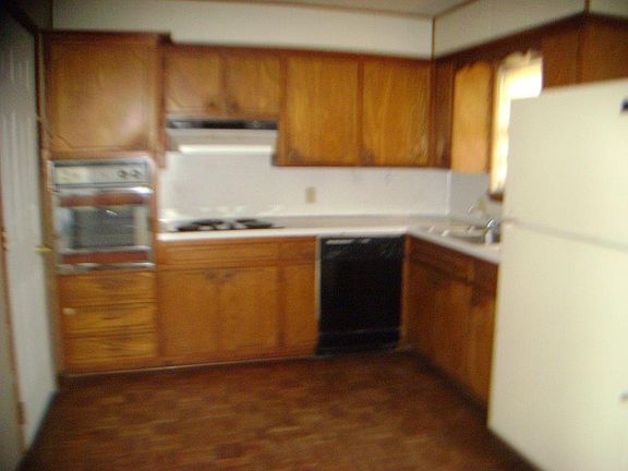 2nd image of 3007 NE Cimarron Trl