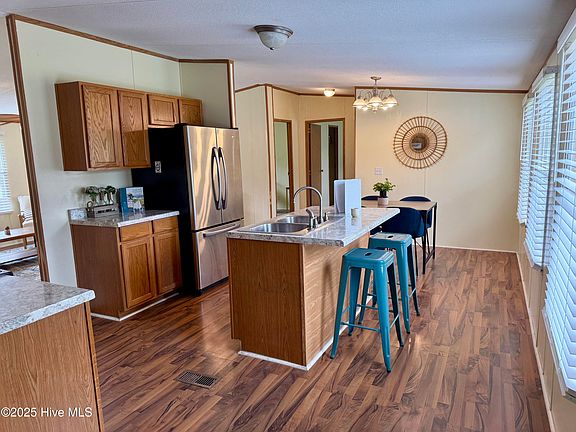 3rd image of 106 Westover Drive