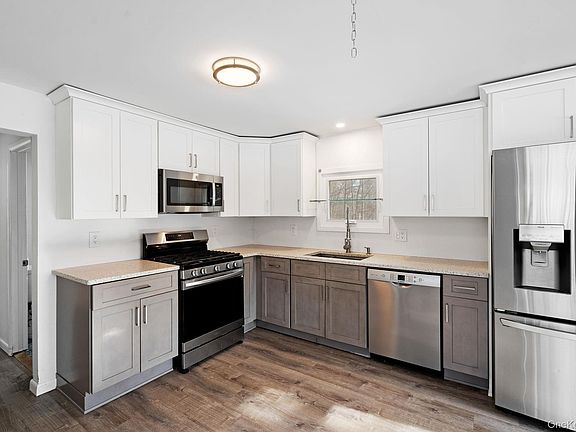 3rd image of 476 Coldenham Road