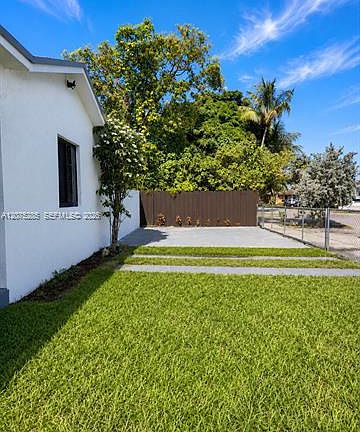2nd image of 6791 SW 25th St