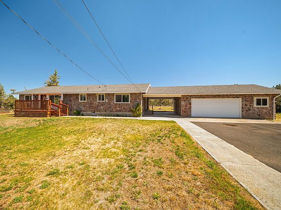 4th image of 3890 NW 25th St