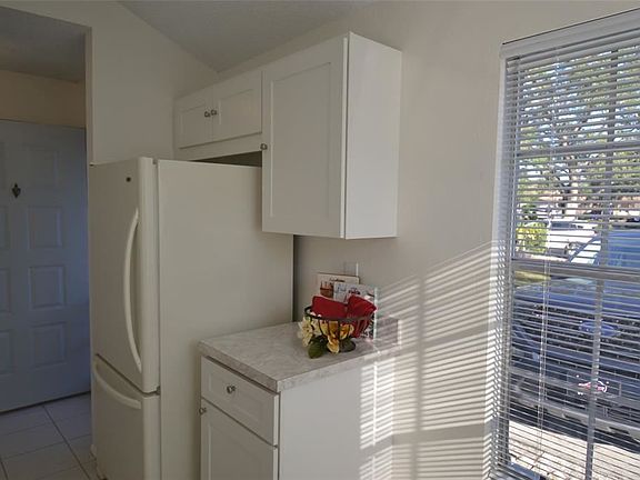 4th image of 3622 Randall Ct