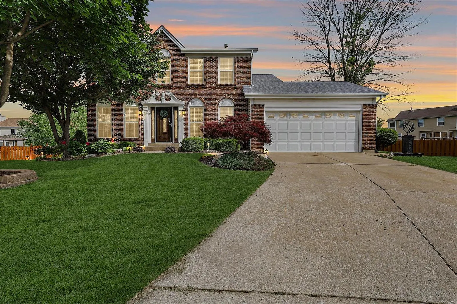 3824 Kentucky Derby Dr photo 1