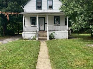 25 Thompson St, Newburgh, NY 12550
