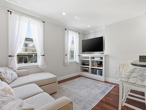 3rd image of 523 E 2nd St #5